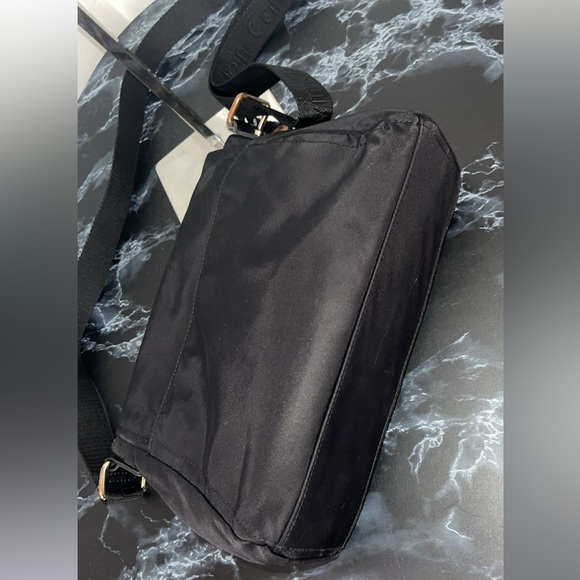 CALVIN KLEIN Handbag Black Nylon Crossbody Calvin Klein Print on Strap AUTHENTIC - Picture 12 of 16
